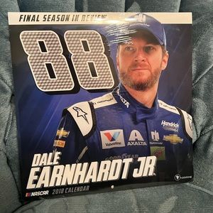 NASCAR Dale Earnhardt Jr #88 2018 NWT sealed calendar